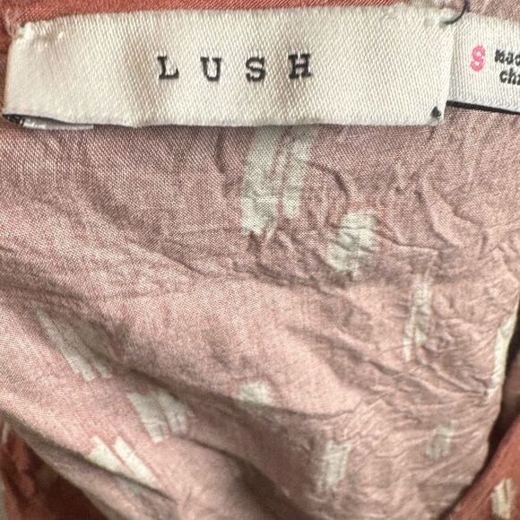 Lush deep blush and white brushstroke faux wrap peplum top size small - Picture 4 of 6